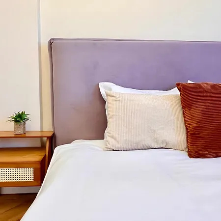 Апартаменты Woodie With Modern Design Near Piata Unirii Бухарест