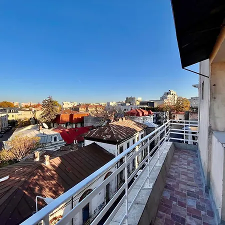 Woodie With Modern Design Near Piata Unirii Апартаменты