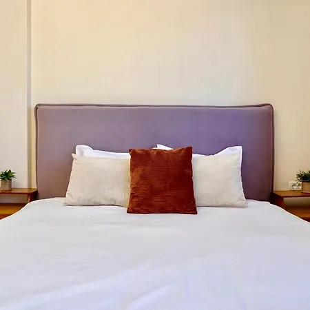 Apartment Woodie With Modern Design Near Piata Unirii Bukarest