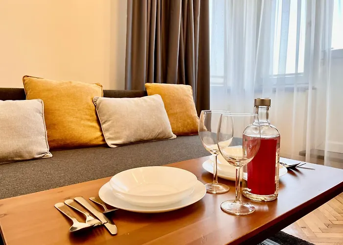 Woodie With Modern Design Near Piata Unirii Lägenhet Bukarest